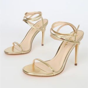 NWT Lulu’s Gold Strappy Sydd Heels Size 10